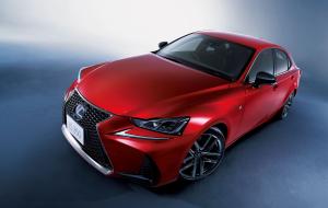 Lexus IS350 Black Sequence 2018 года